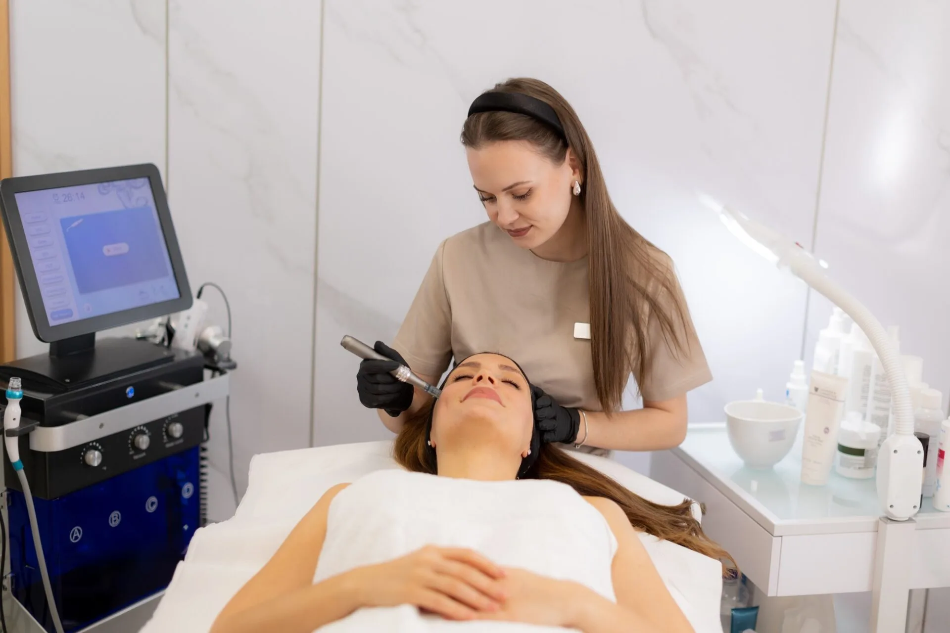 Innovative microneedling mesotherapy enhances skin rejuvenation Innovative microneedling mesotherapy enhances skin rejuvenation